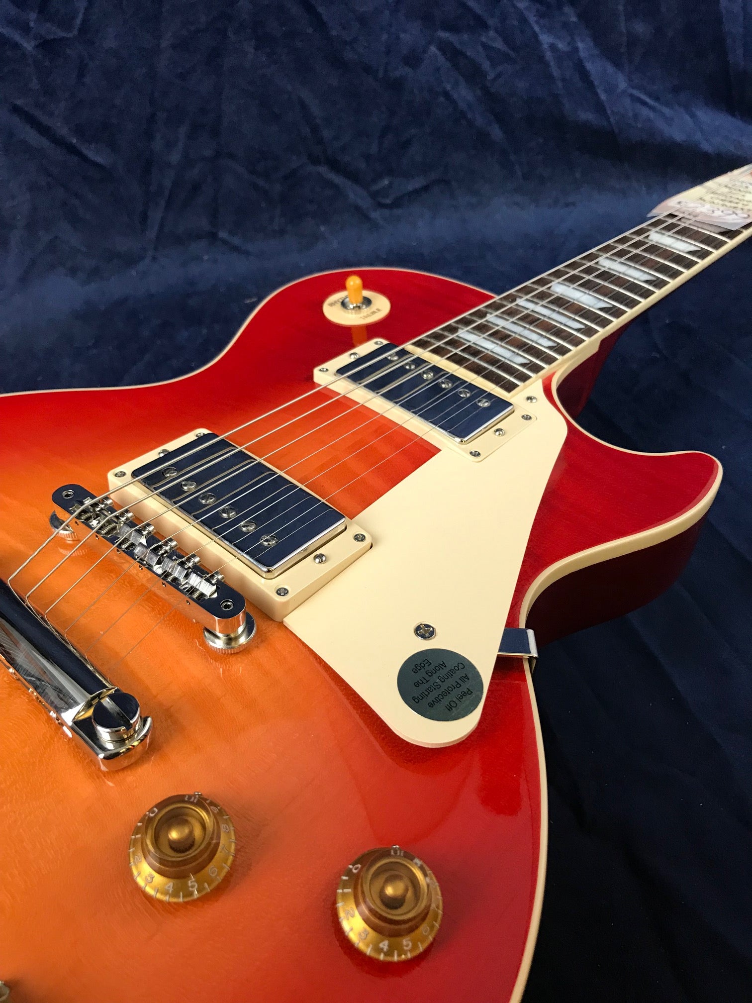 Gibson Les Paul Standard 50s in Heritage Cherry Sunburst with 