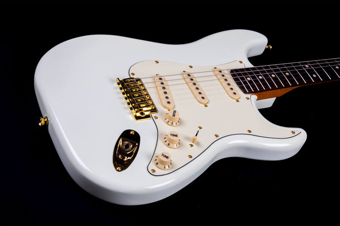 Jet Guitars JS-380 S-Type SSS Gold Hardware in White